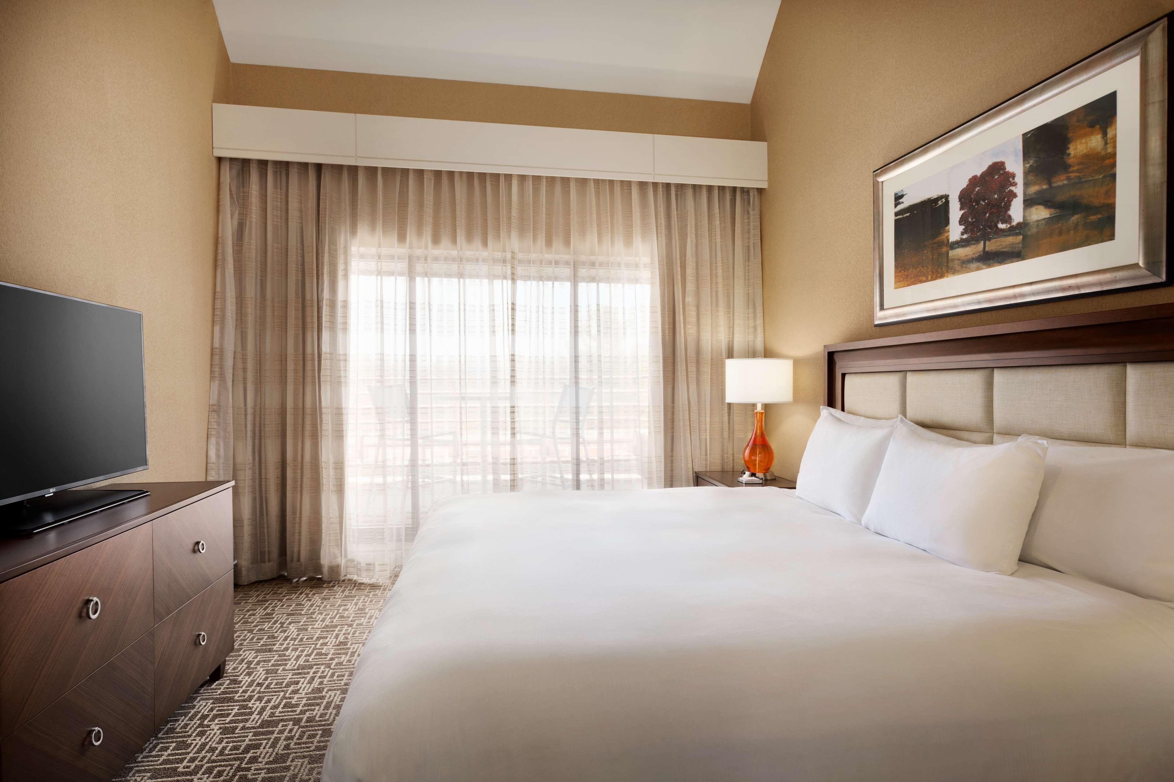 Hilton Boston Dedham Hotel Buitenkant foto
