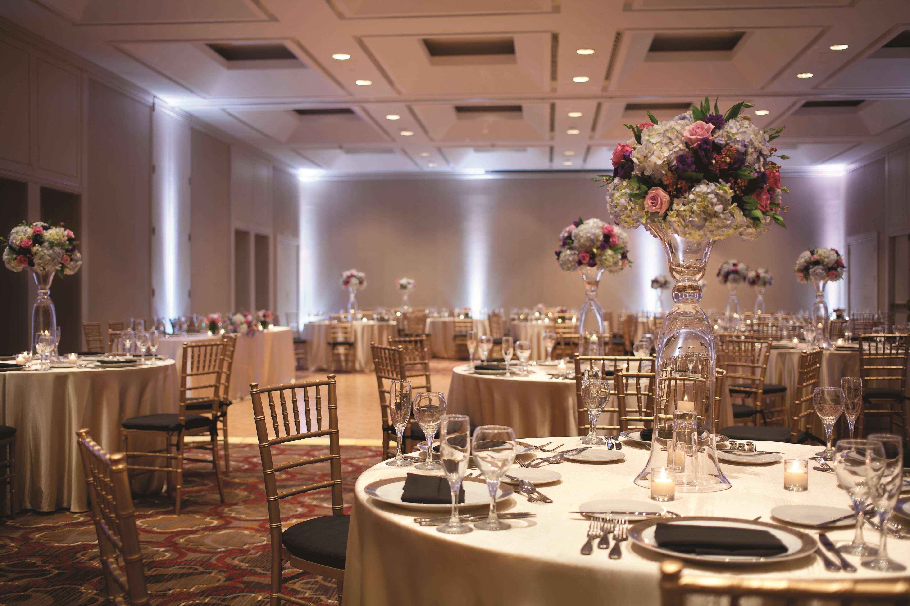 Hilton Boston Dedham Hotel Buitenkant foto