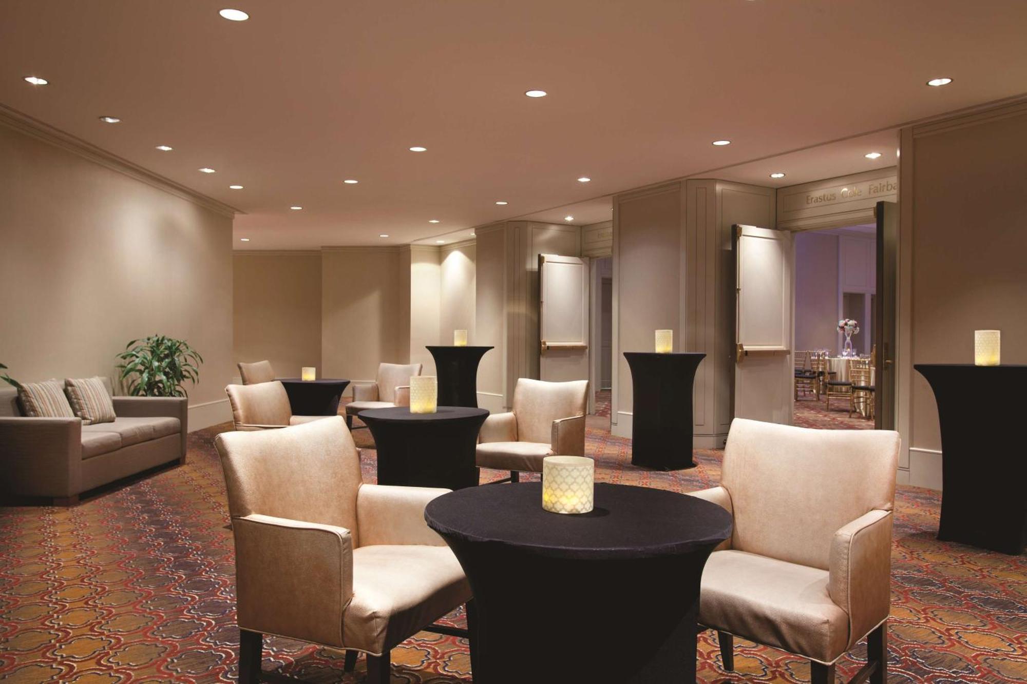 Hilton Boston Dedham Hotel Buitenkant foto