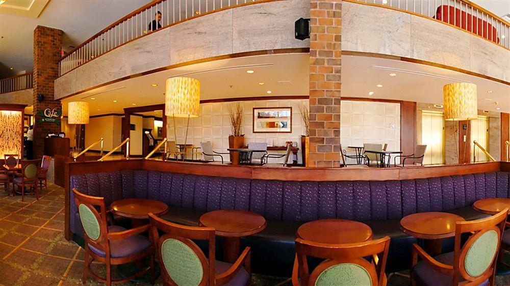 Hilton Boston Dedham Hotel Buitenkant foto