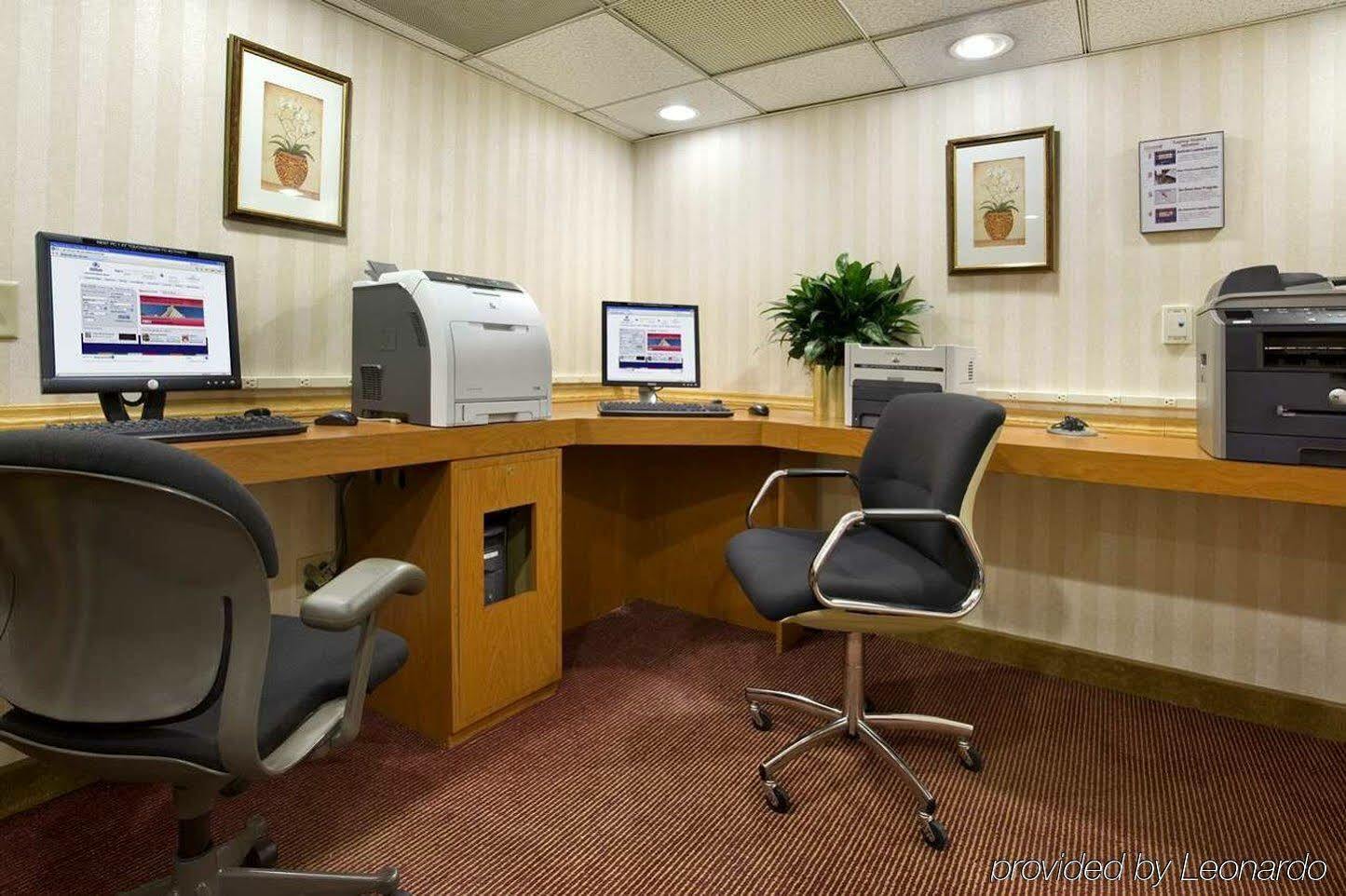 Hilton Boston Dedham Hotel Buitenkant foto